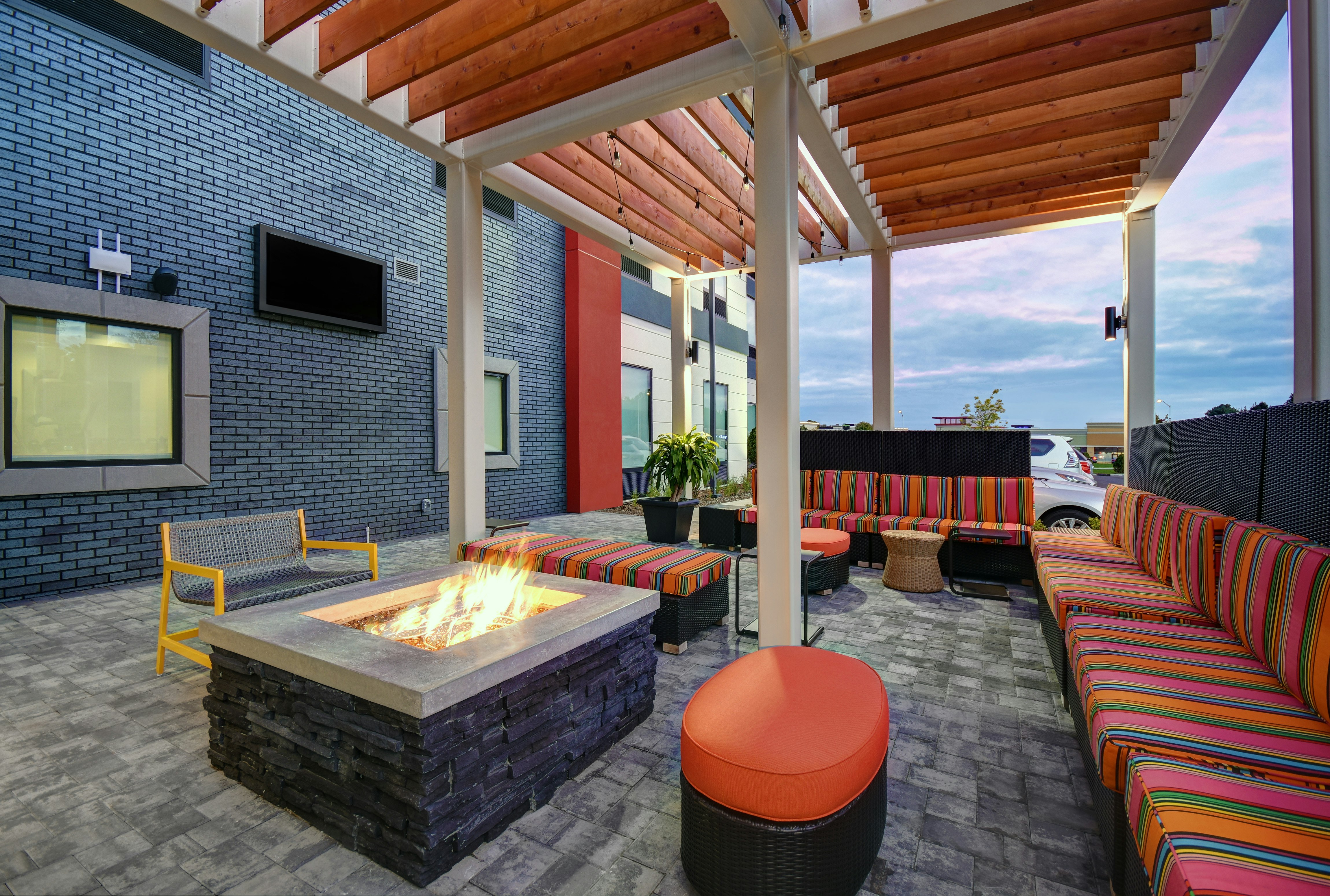 Home2 Suites by Hilton Blacksburg 27/51
