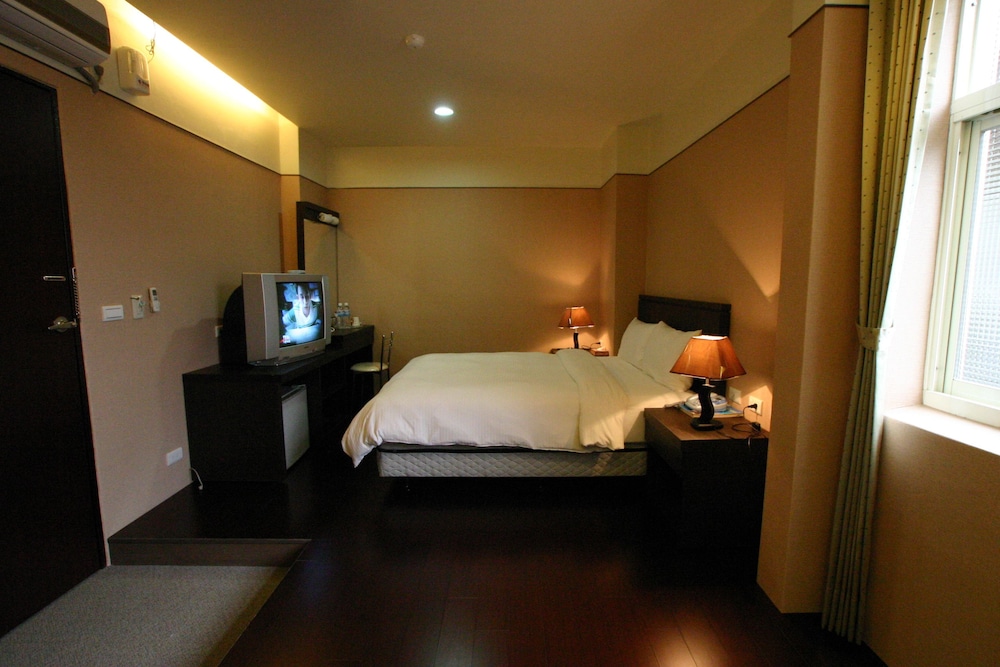 King Town Hotel 36/50