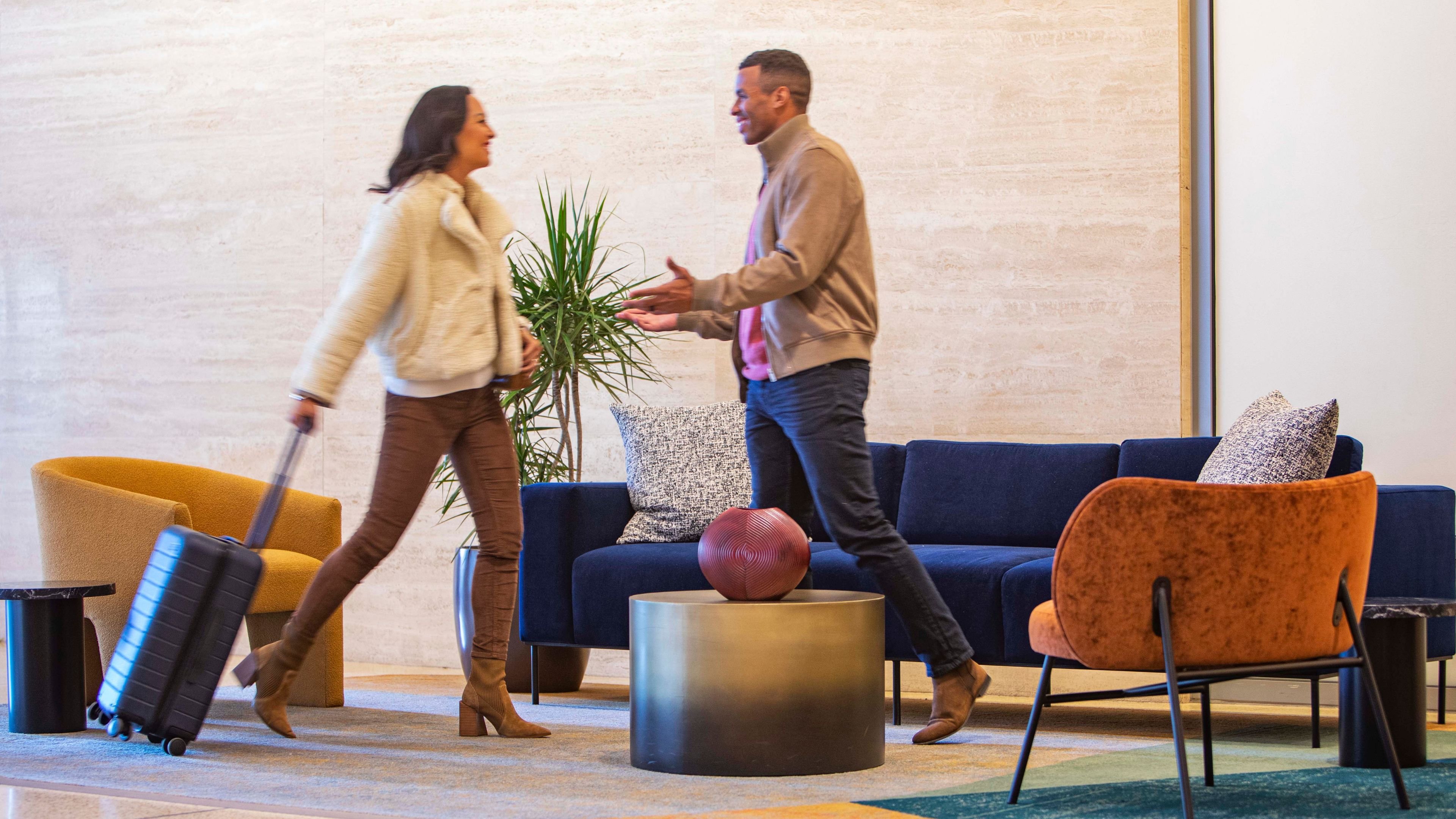 Holiday Inn Chicago Downtown - Wolf Point 10/74