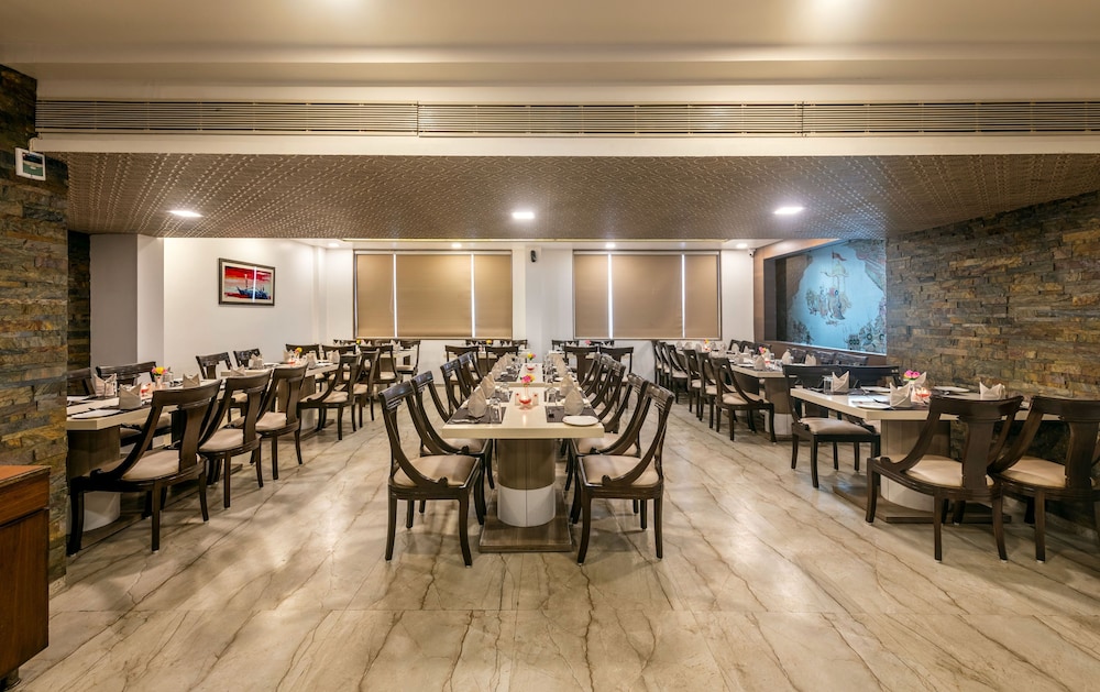 Dwarikadish Lords Eco Inn Dwarika 35/49