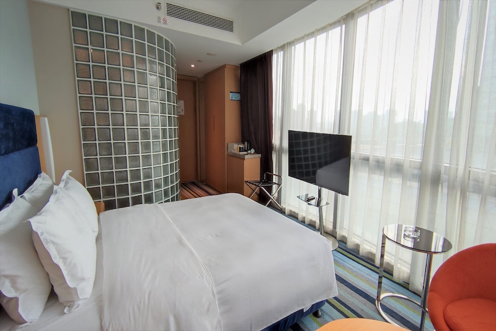 HOLIDAY INN EXPRESS FUZHOU DOWNTOWN 13/59