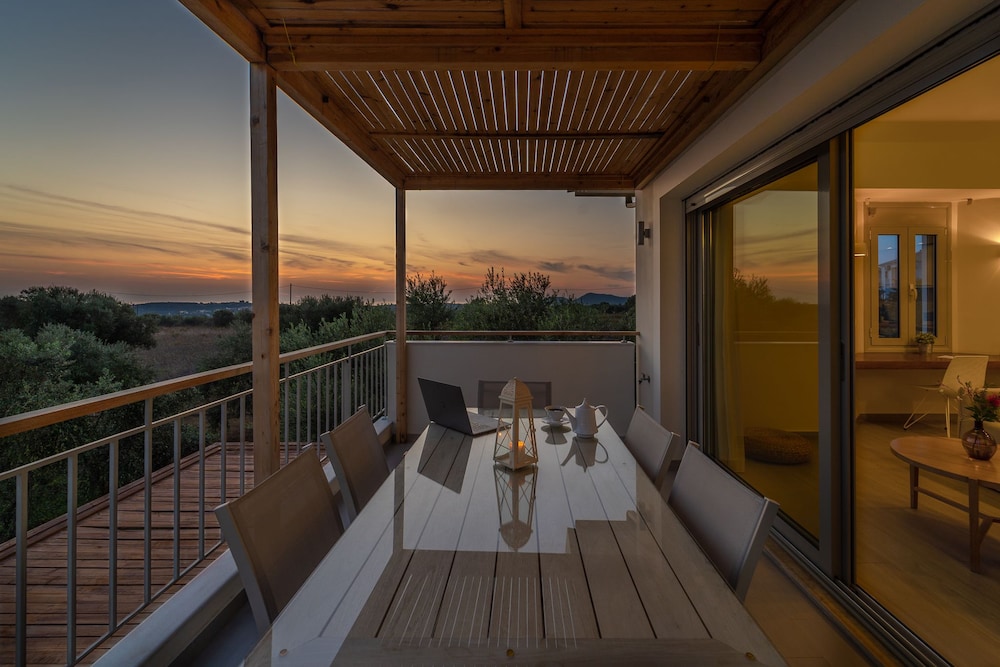 Abelia Luxurious Villas 14/23