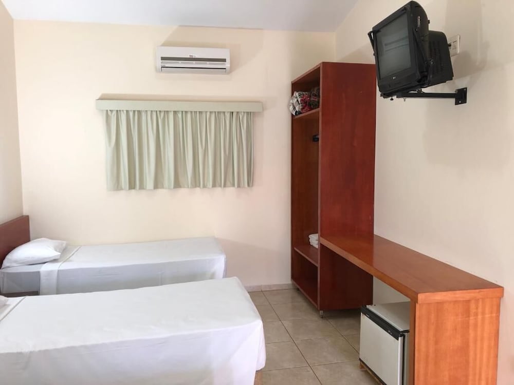 IPE PARK HOTEL 24/41