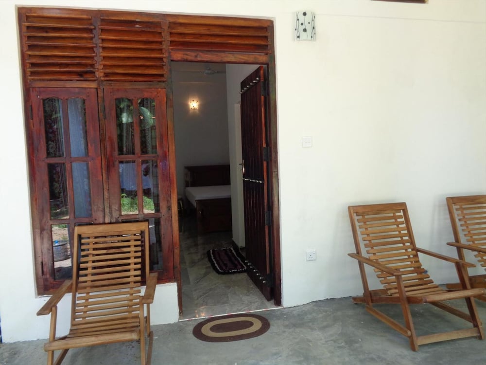 Jayaru Guest House 26/36