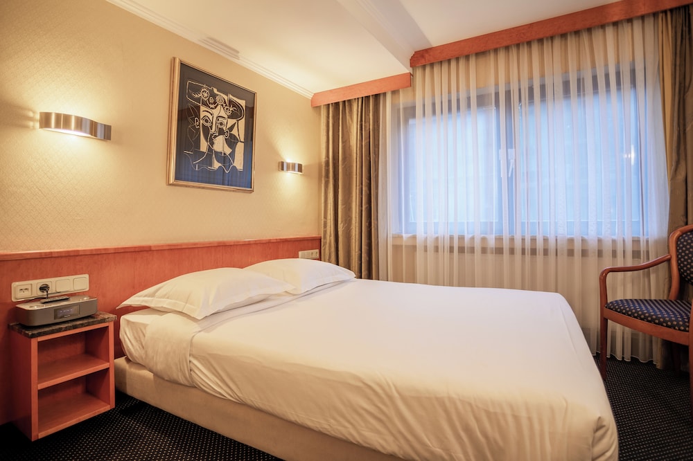 Koener Hotel and Spa 7/50