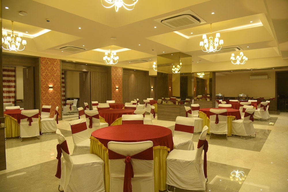 Hotel Gandharva - A Green Hotel 26/41