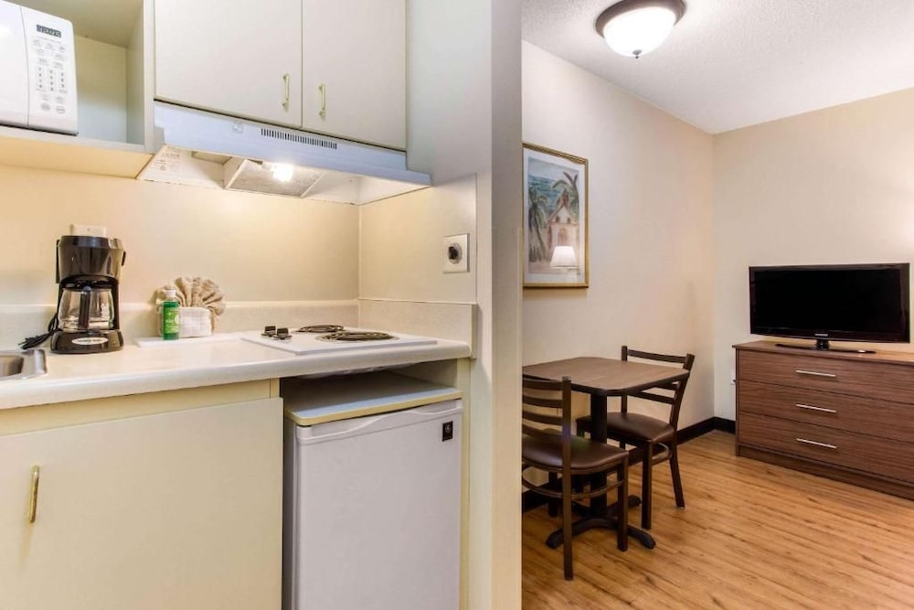 Studio 6 Extended Stay - Myrtle Beach, SC 48/60