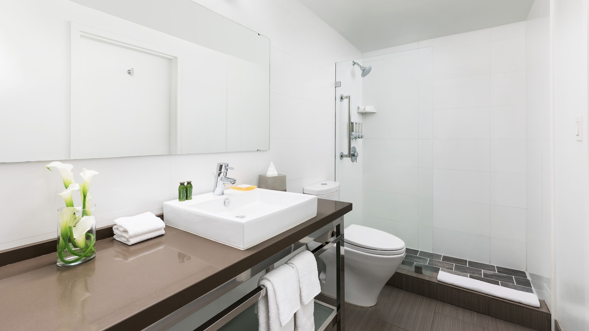 Playful, Junior Suite, King Bed, Bay View, Sofa