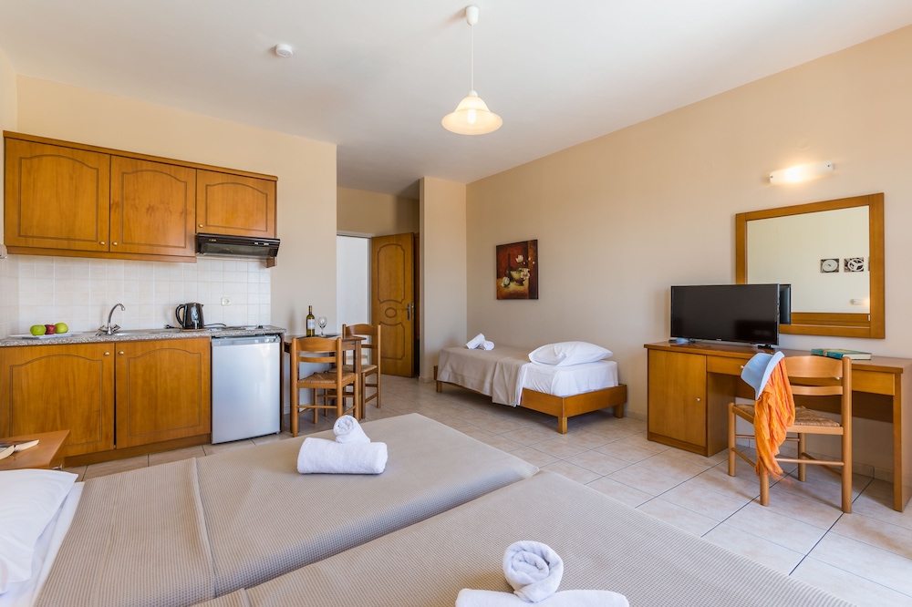 Asterias Village Resort 46/89