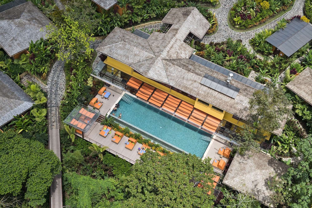 Nayara Springs 4/50