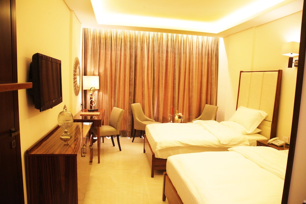 Grand Concerto Hotel 18/50