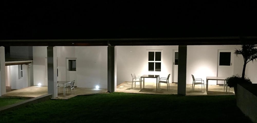 La Sosta Restaurant & Guest House 2/28