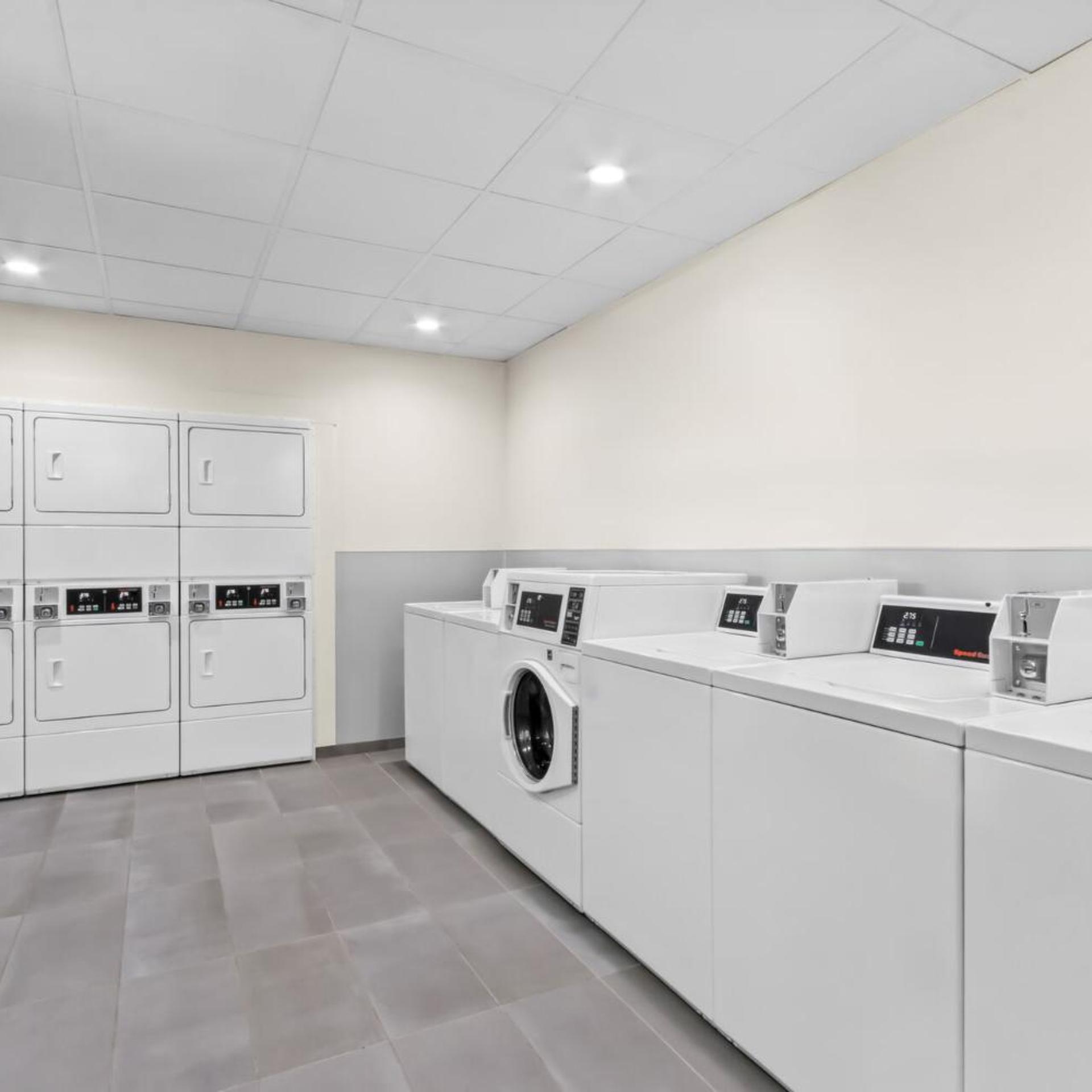 Everhome Suites Ocala I-75 North 6/59