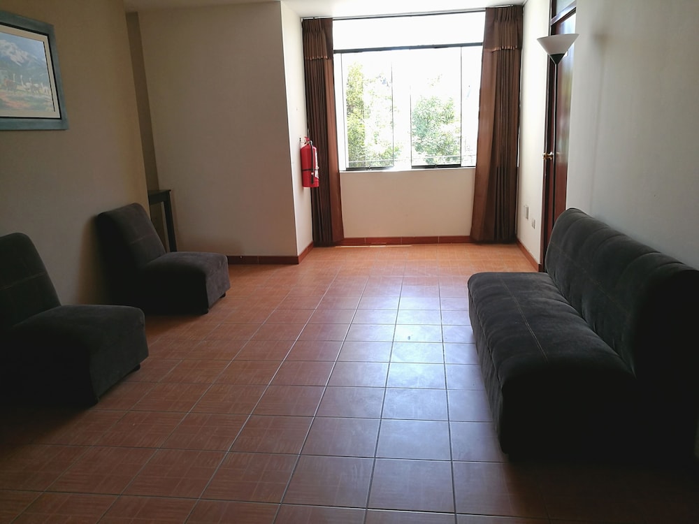 Casa Mores Inn 18/27