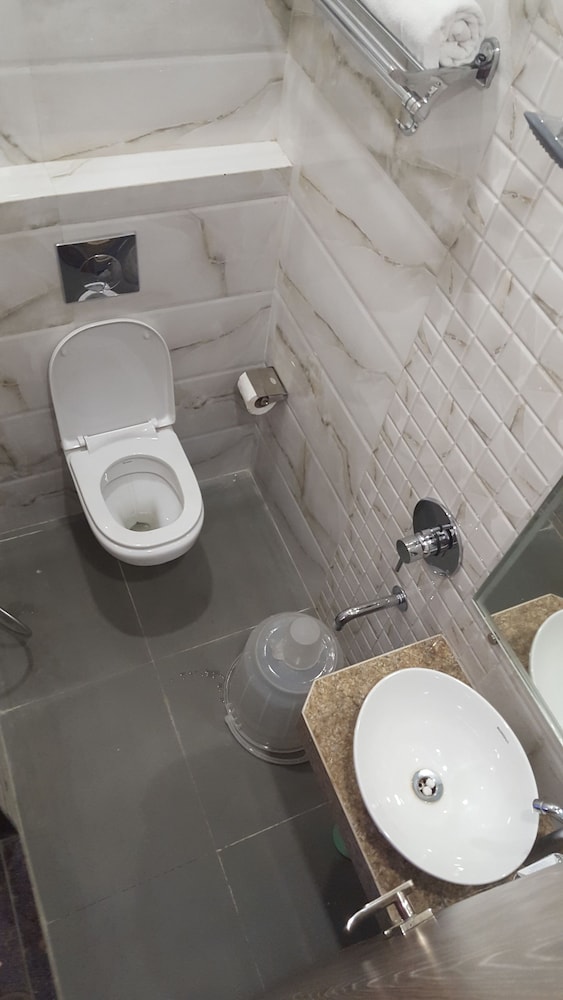 Hotel Sanjary Palace 16/18