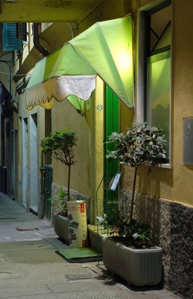 Hotel Major Genova 2/28