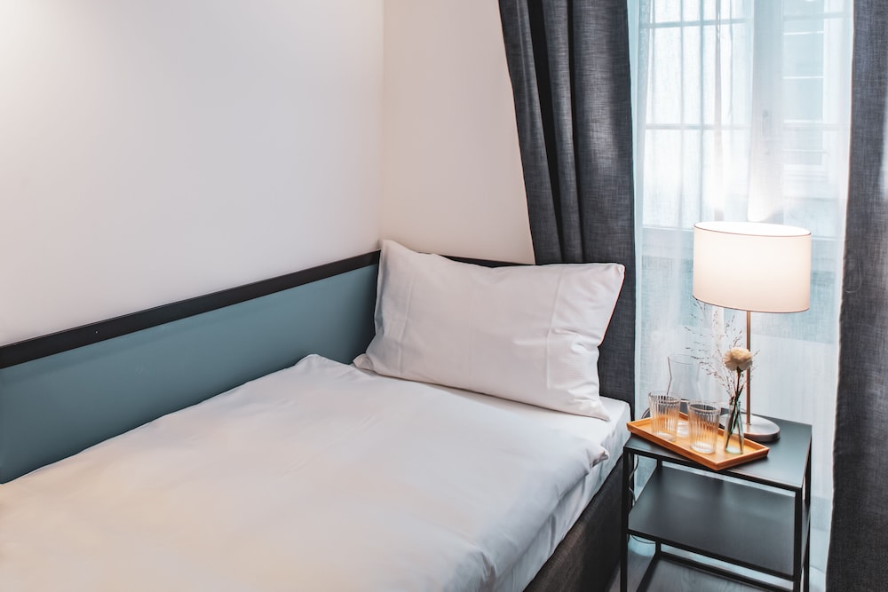 Pop Up Hotel Krone Zurich 17/43
