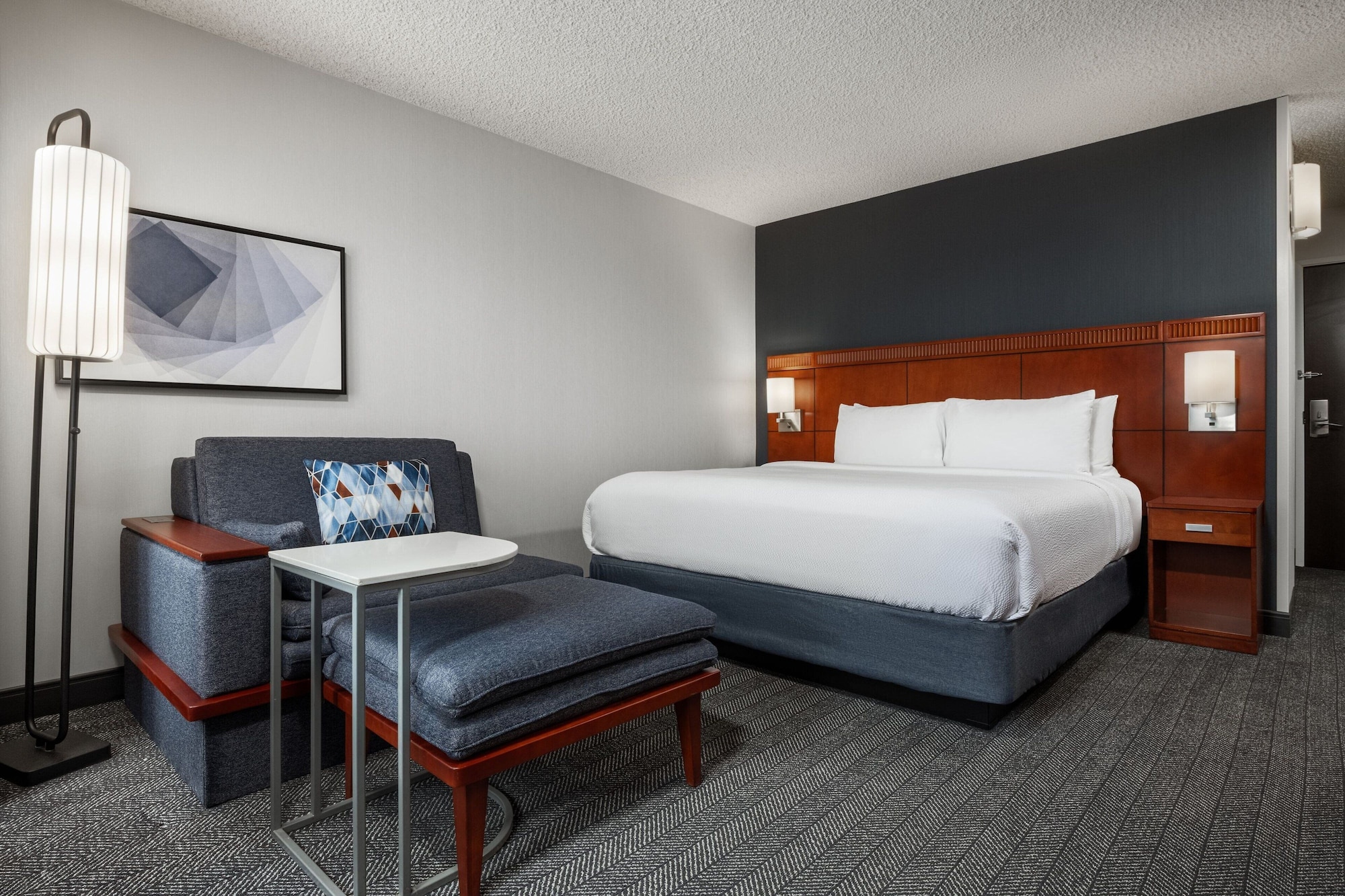 Courtyard By Marriott Anchorage Airport