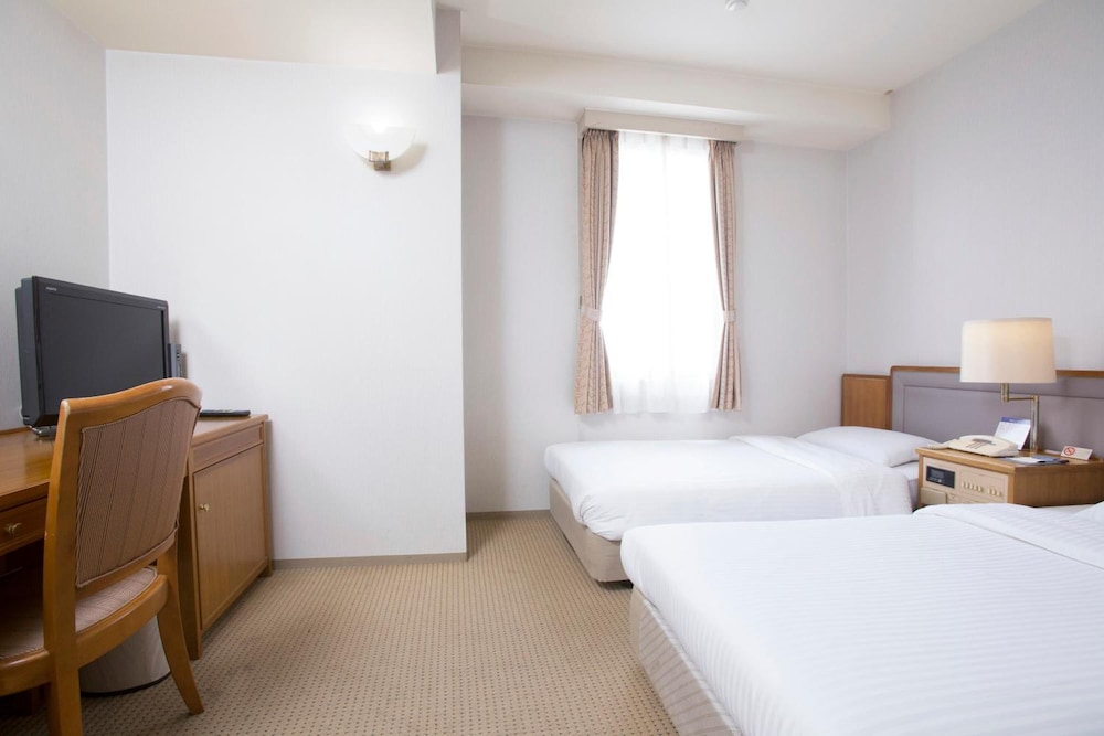 غرفة بسريرين منفصلين، Tetoranze Makuhari Inagekaigan Hotel 2/3