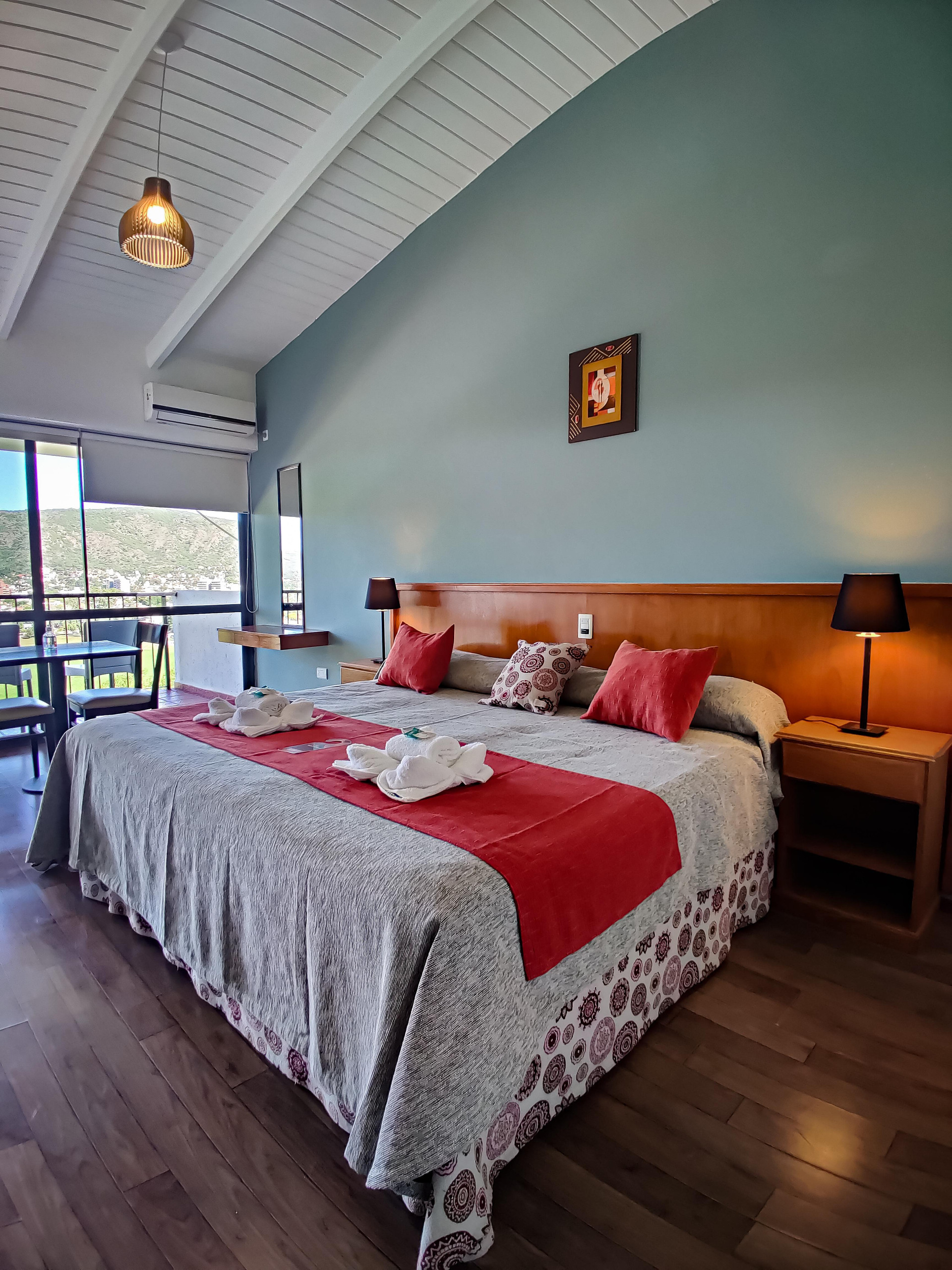 Hotel Distrito 5/34