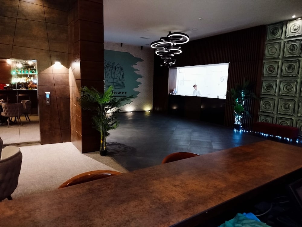 Green Tower Hotel 5/50