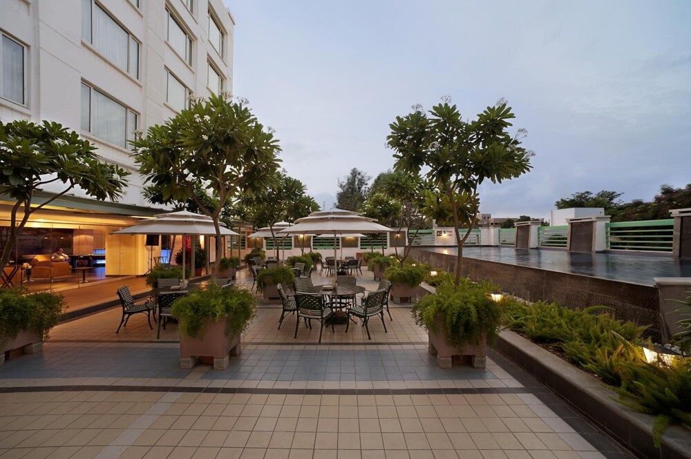 Radha Regent Bengaluru 5/50
