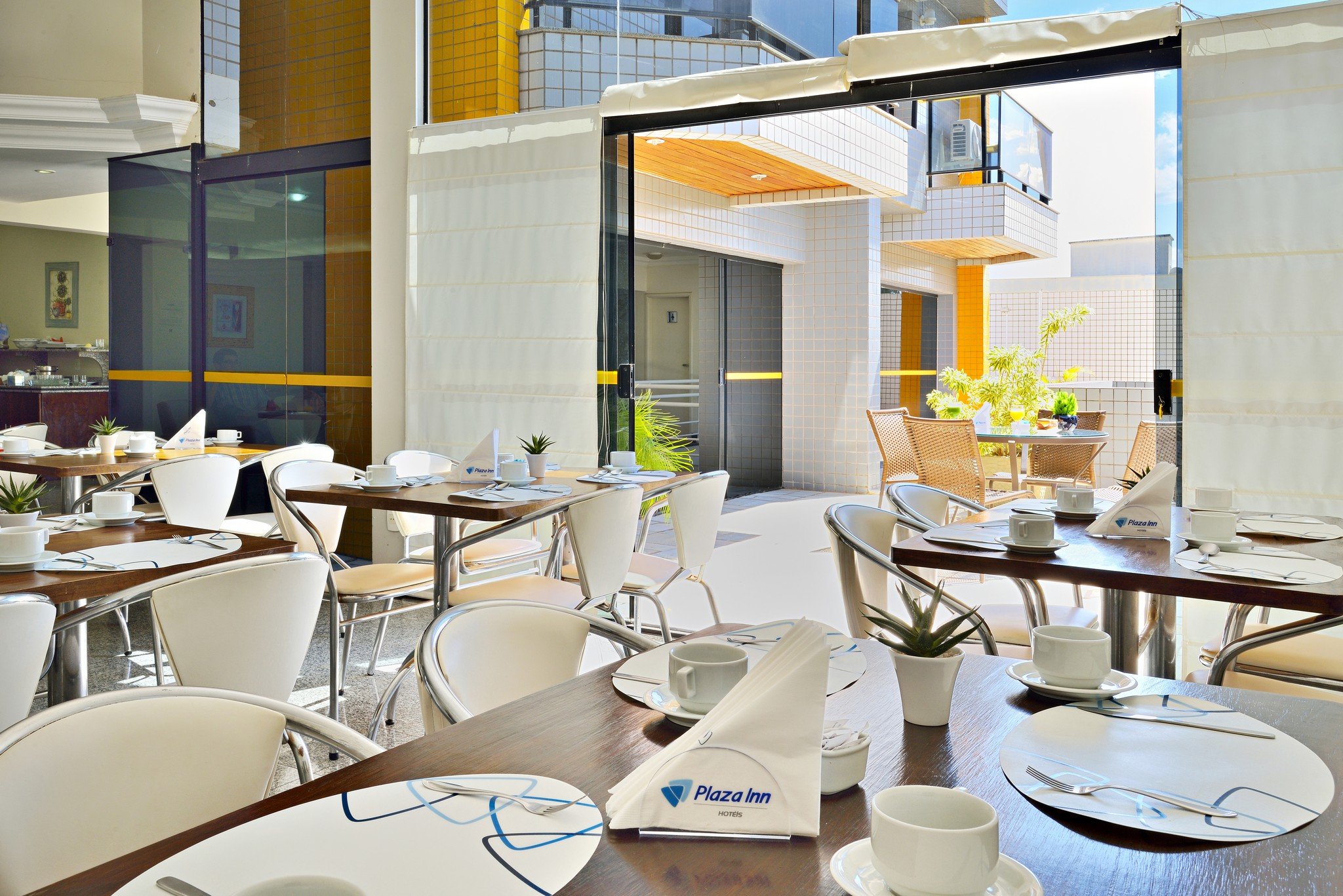Plaza Inn Flat Araxa 28/32
