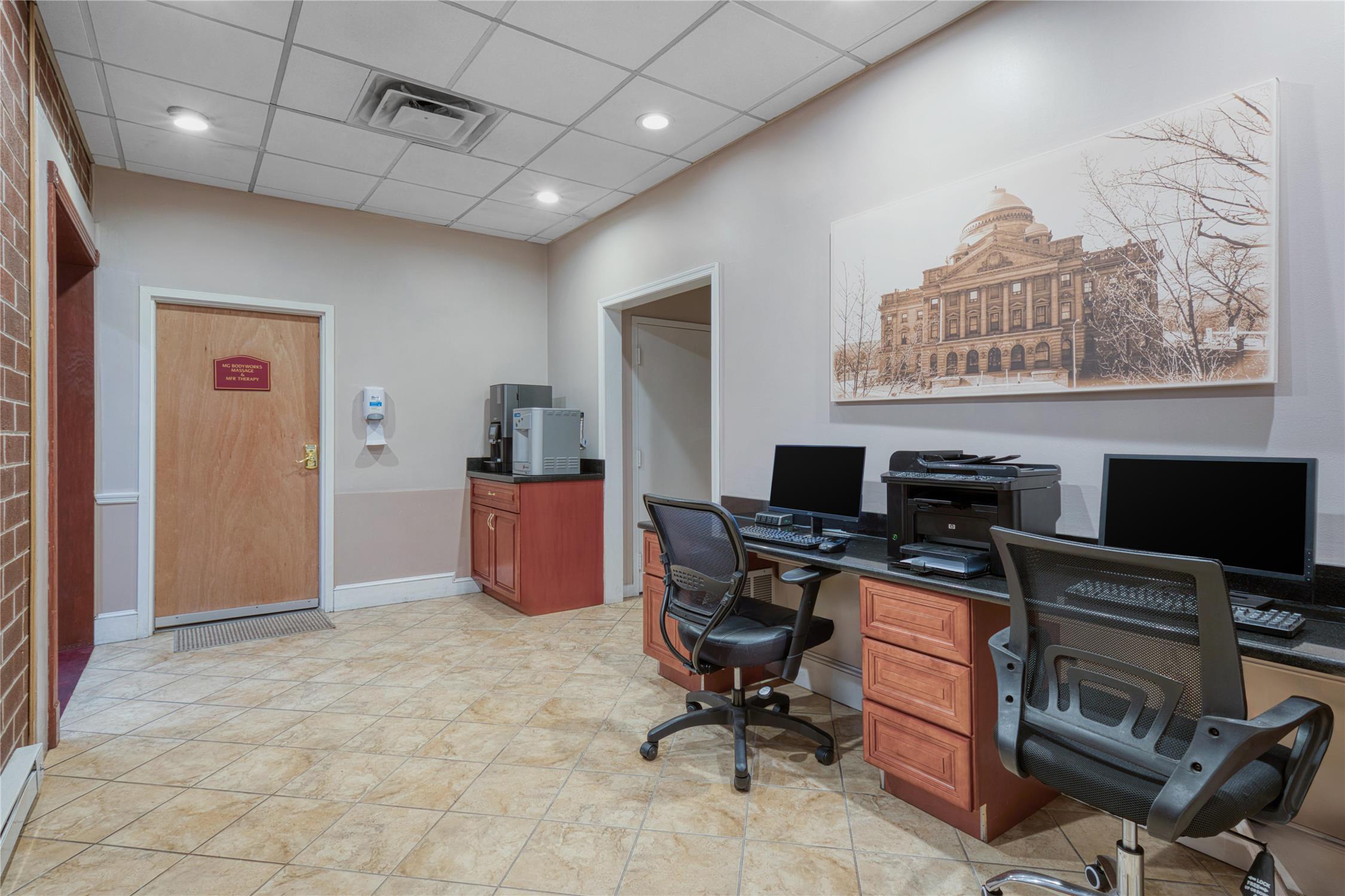 Best Western Plus Wilkes Barre Center City 49/55