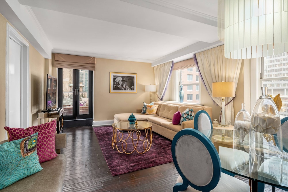 The Lexington Hotel, Autograph Collection 41/56