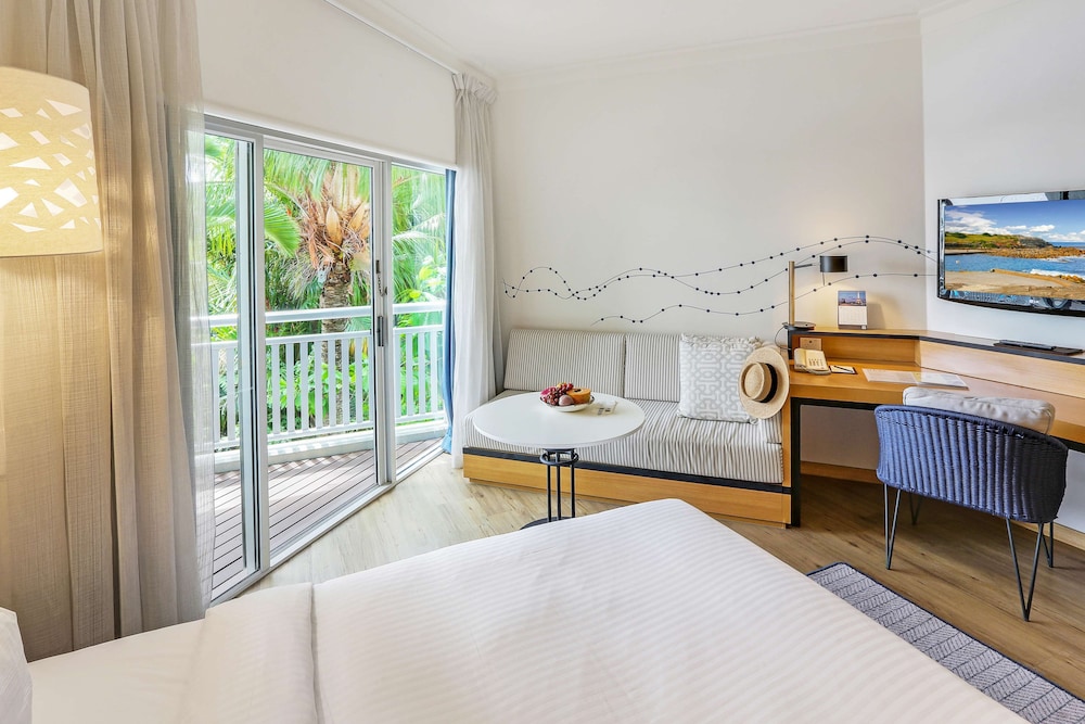 DELUXE, TWIN BEDS