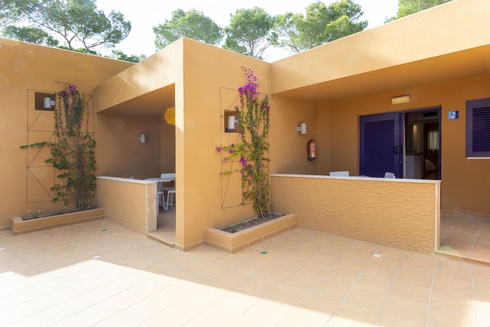 Apartamentos Ses Eufabietes 4/50