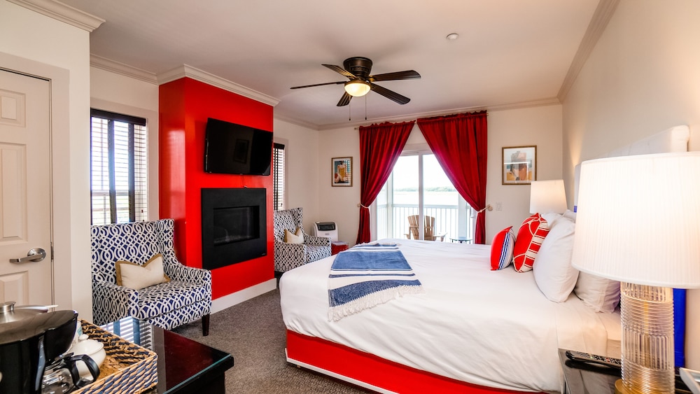 Regatta Inn 11/64