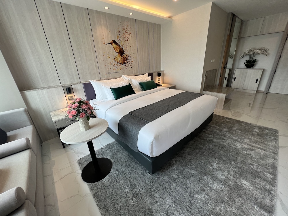 ARNI Skye Hotel 8/37