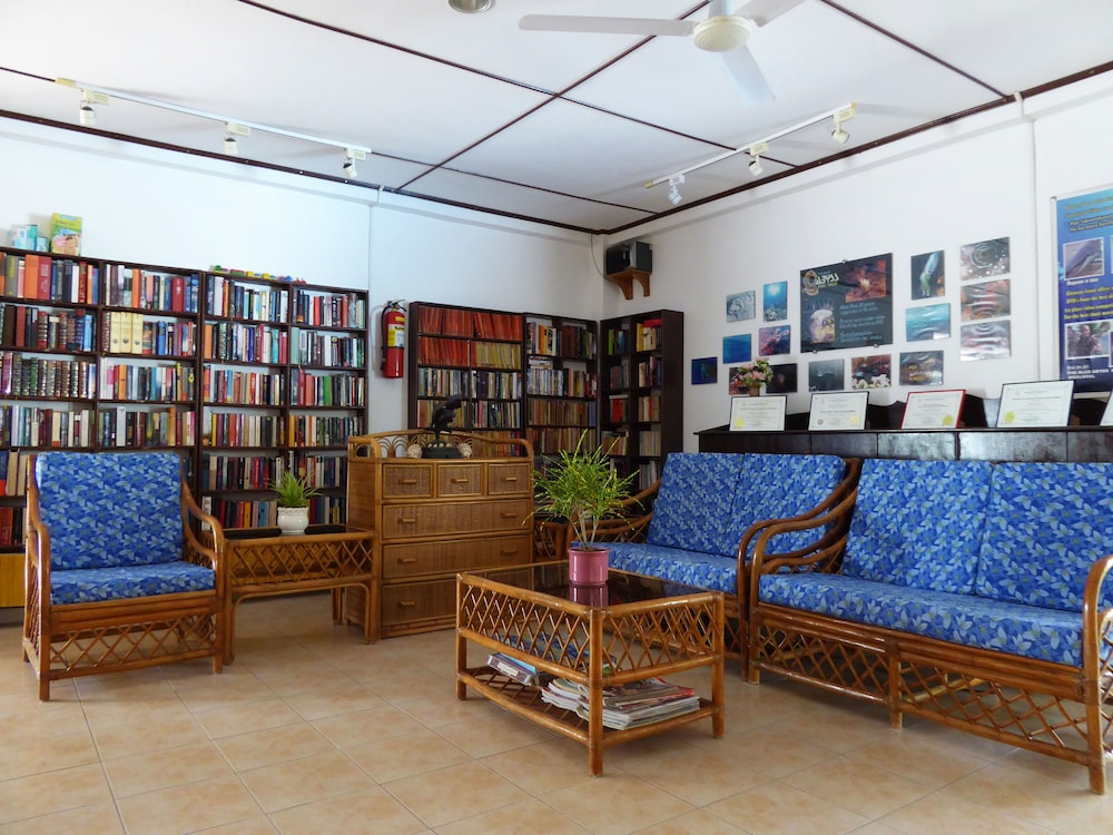 Marcosas Cottages Resort 43/68
