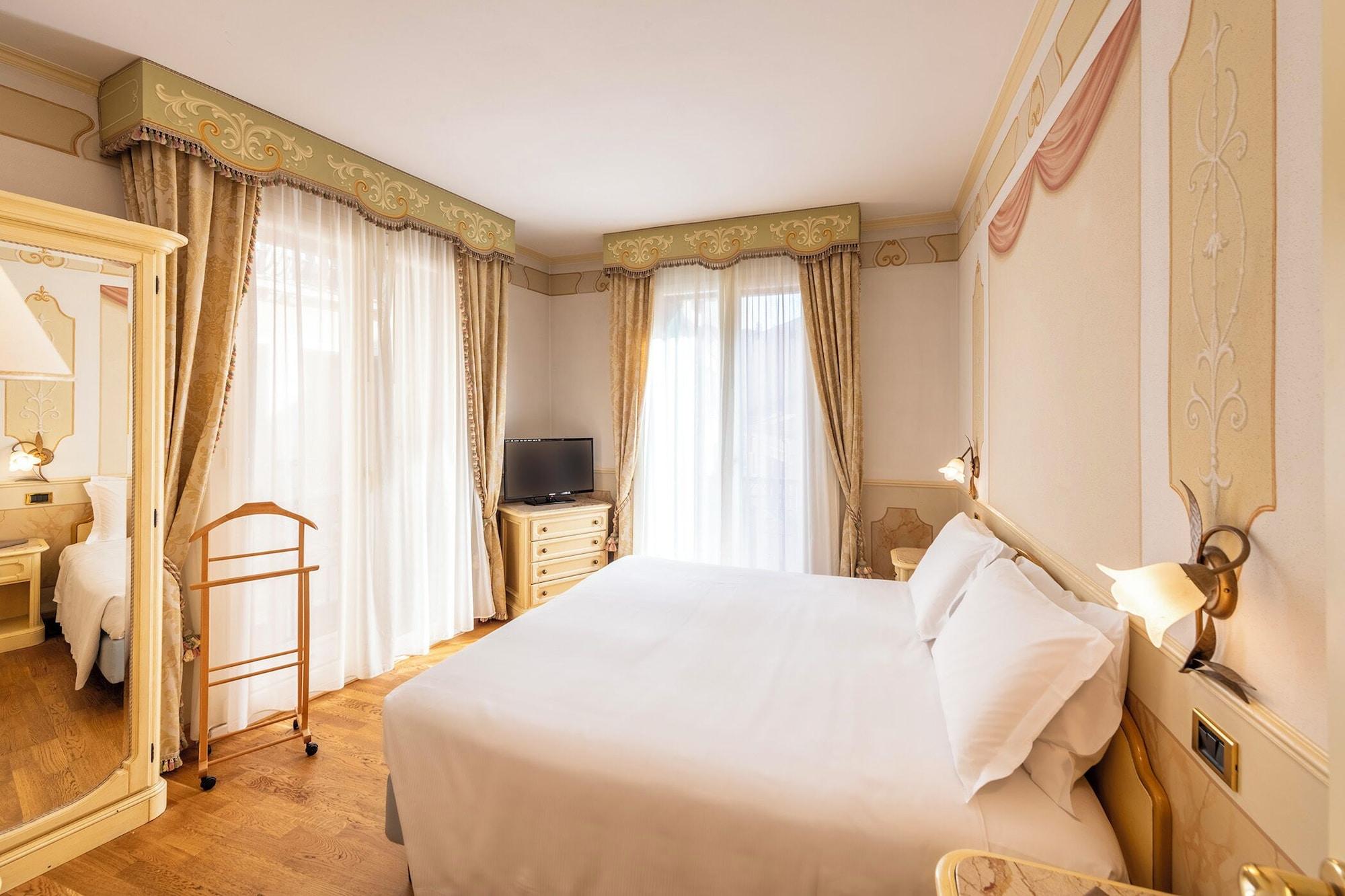 جناح، Majestic Toscanelli Hotel 2/7