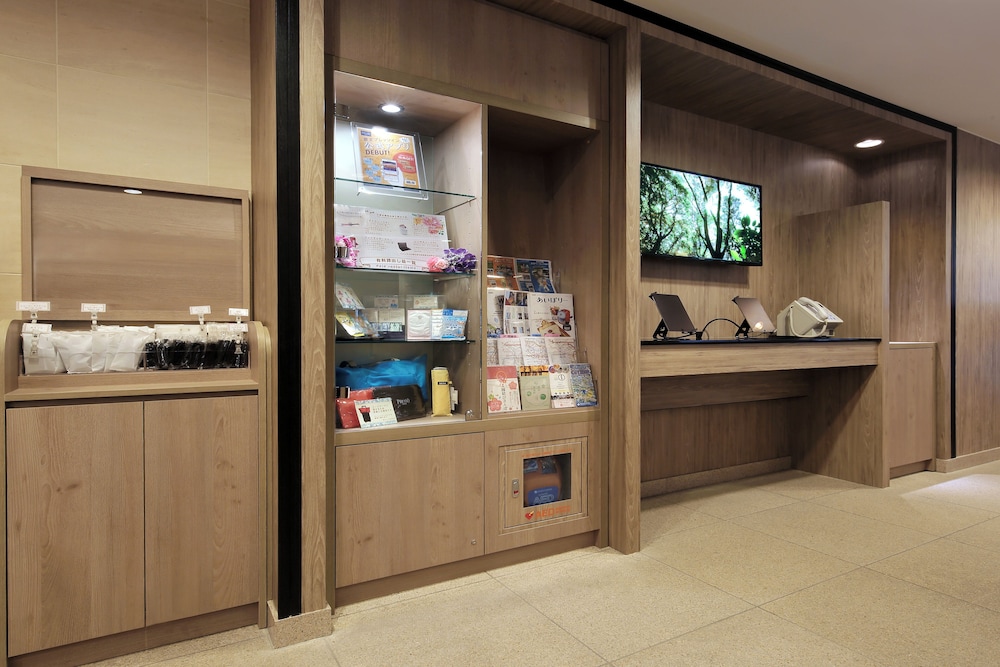 Keio Presso Inn Kudanshita 63/63