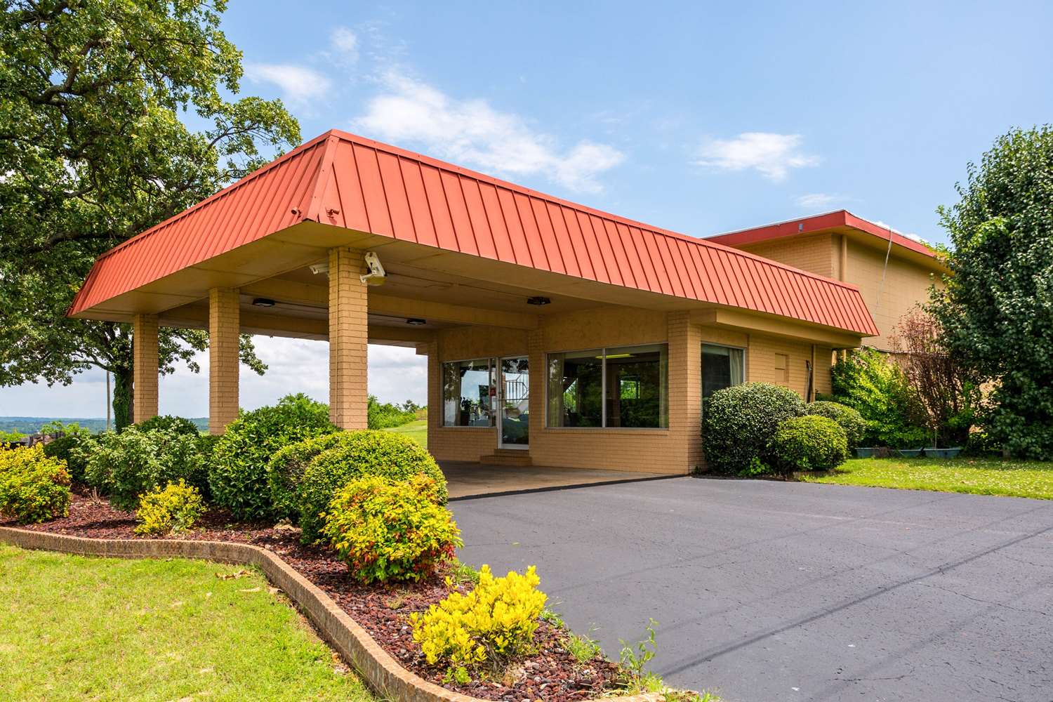 Days Inn by Wyndham Batesville AR 2/13
