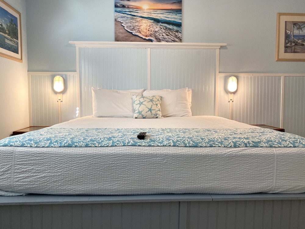 1 Bedroom, Villa, King Bed, Hill Side