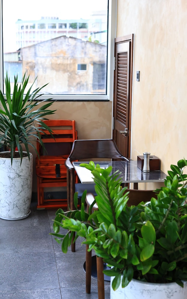 Hato Saigon Hotel & Rooftop 3/50
