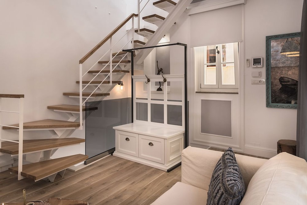 Casa Regina 38/50