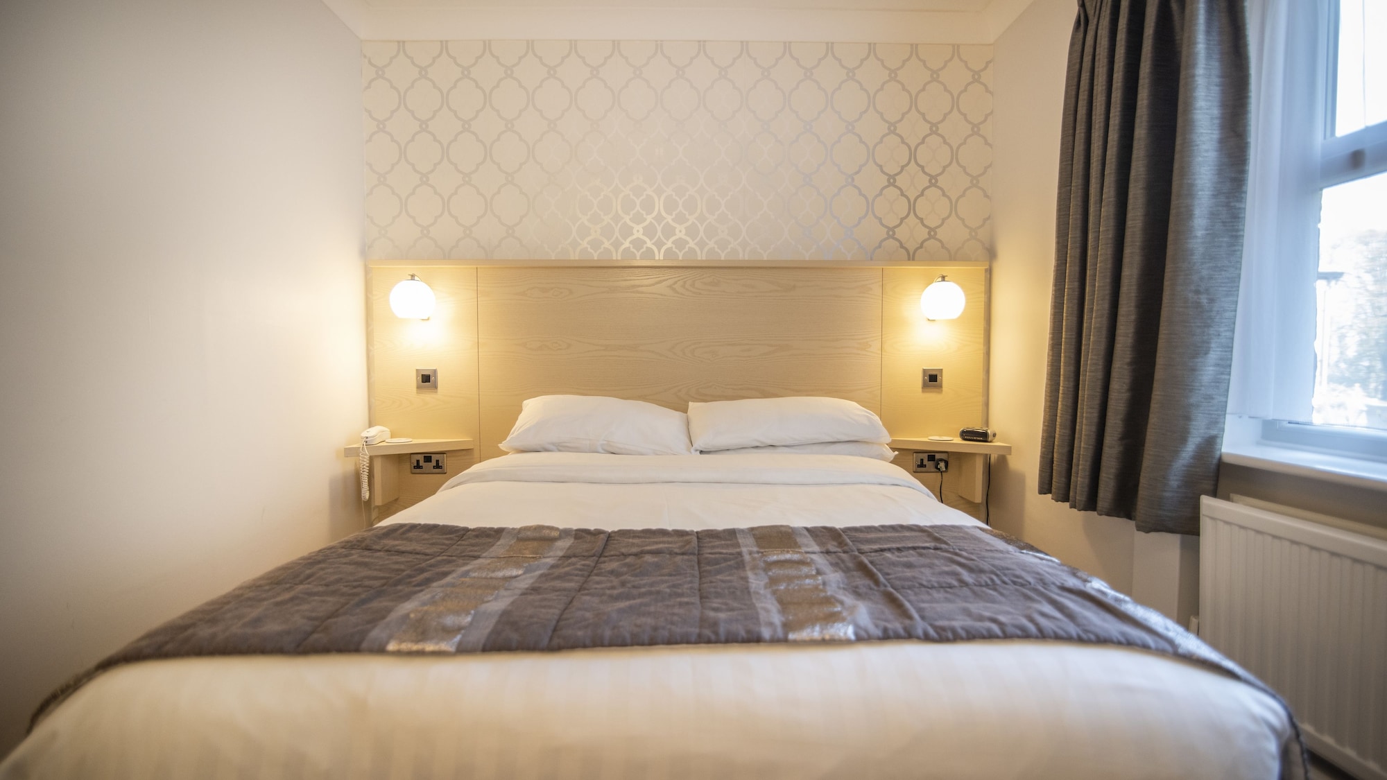 Room, Double Bed