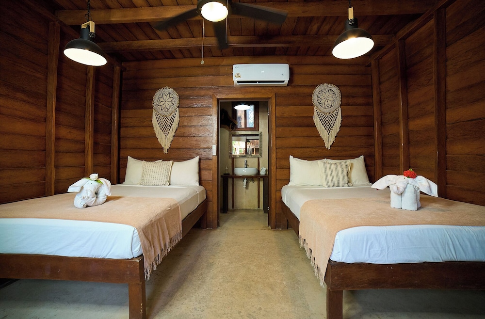 COCONUT BY OOL HOTELS 14/43