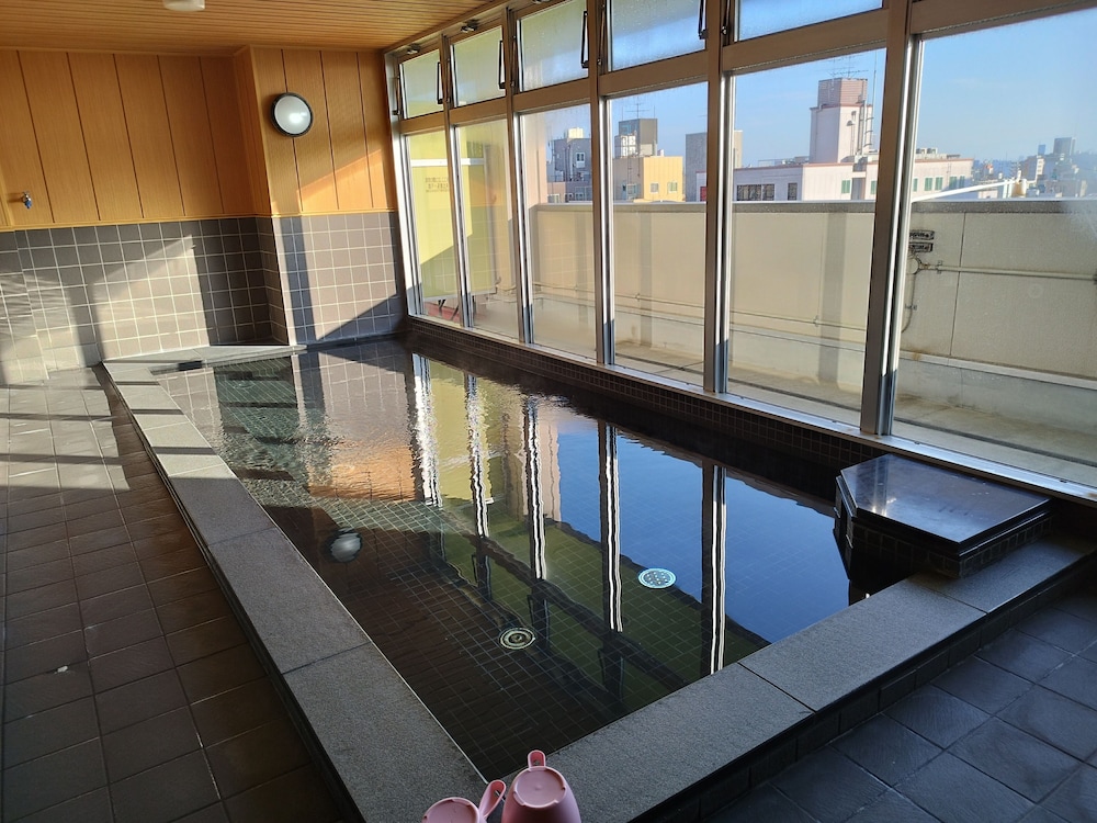 Shin-Imamiya Hotel 37/67