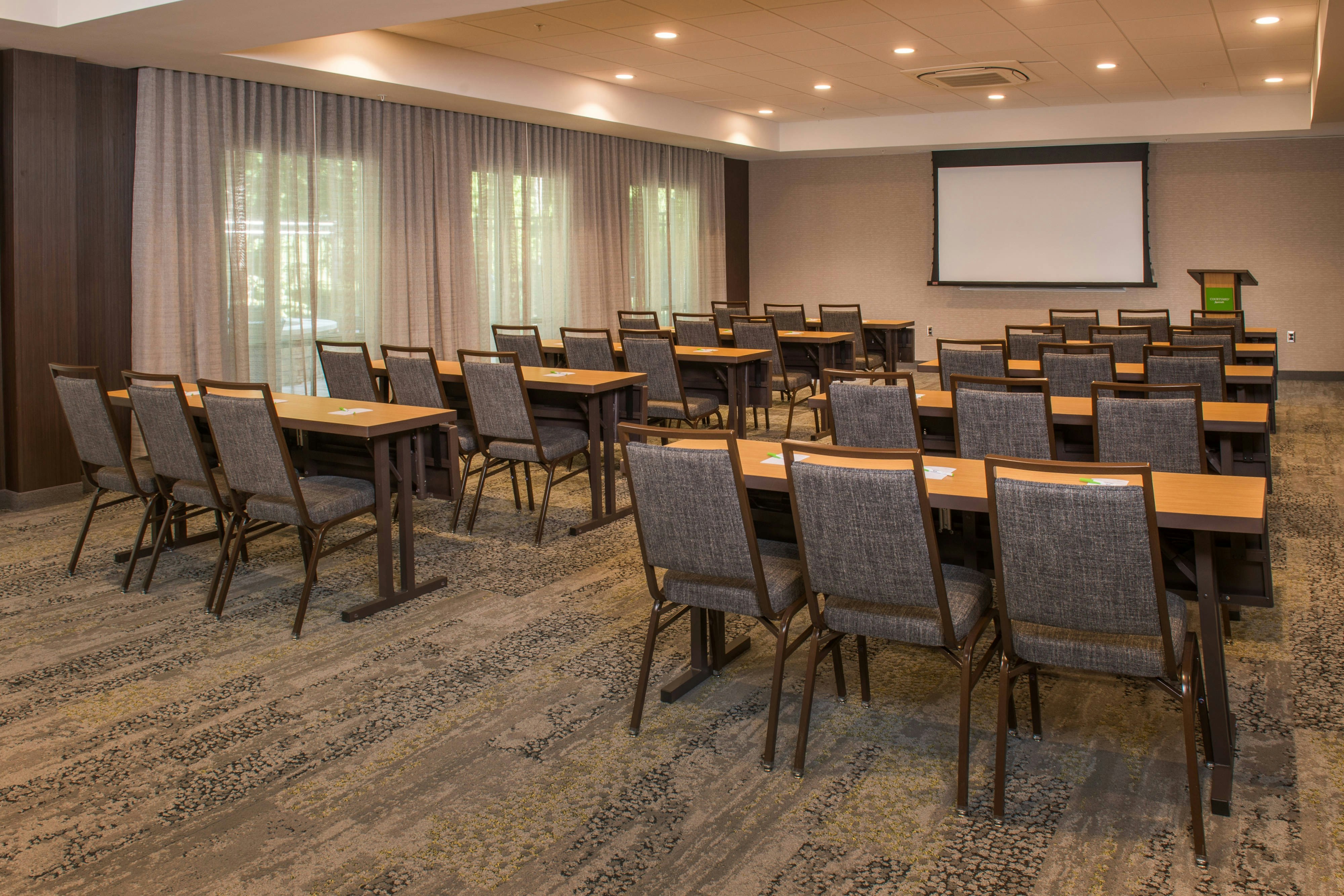 Courtyard By Marriott Hershey Chocolate Avenue 18/21