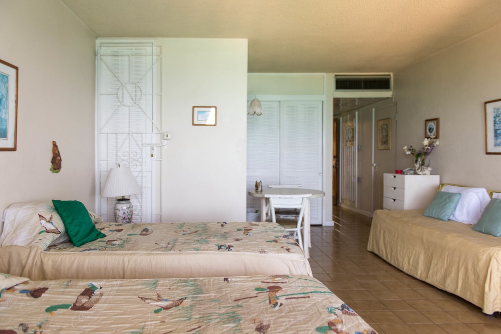 Sea Shell Beach Studio 29/50