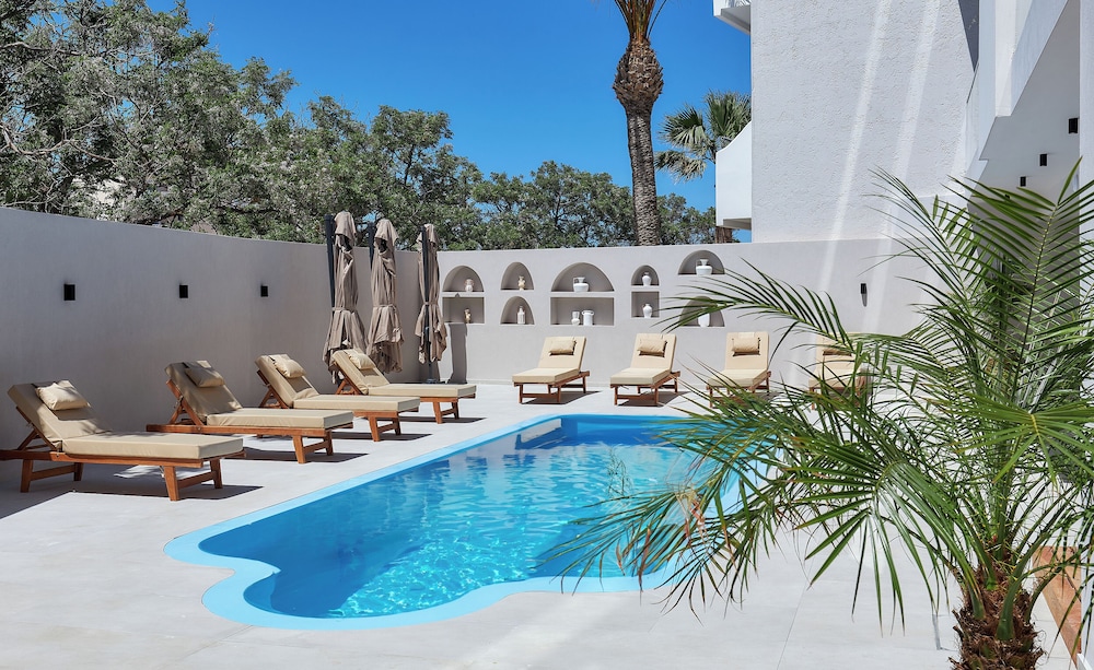 Lotus Rise Hotel - Adults Only 43/50