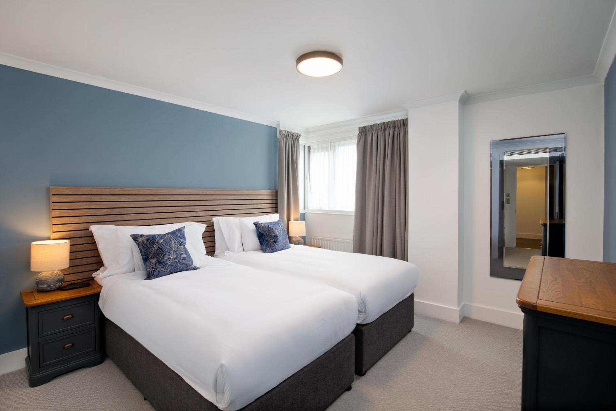 Three Bedroom Deluxe Apartment