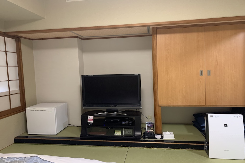 Kawasaki Hotel Park 51/56