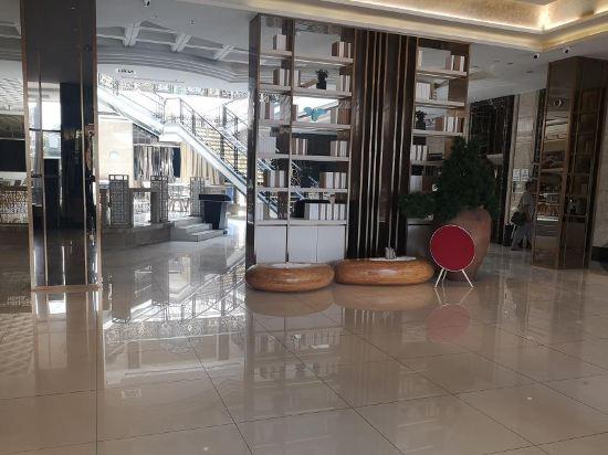 Ji Hotel (Shanghai Pudong Airport Chengnan Road) 11/44