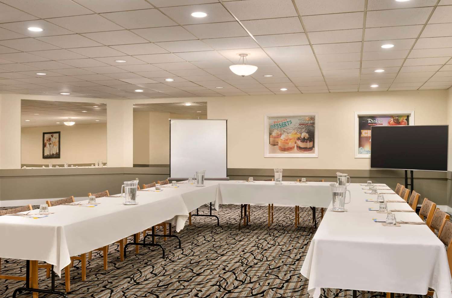 Days Inn by Wyndham Nanaimo 43/51